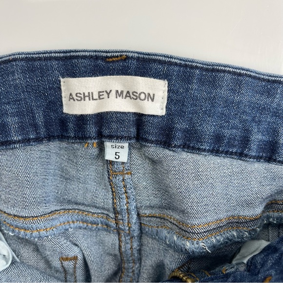 Boy’s jeans size 5 Ashley Mason - Picture 2 of 3